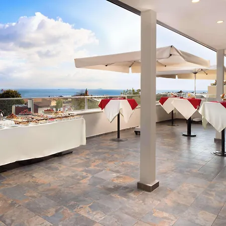 Otel Royan Hagia Sophia, A Member Of Radisson Individuals 4*