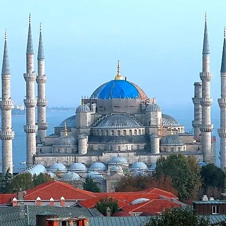 Hotel Royan Hagia Sophia, A Member Of Radisson Individuals